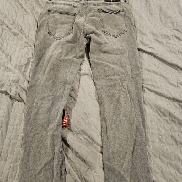 DNWR Gray Distressed Jeans with Red Accents Size 38x31 - Picture 6 of 7